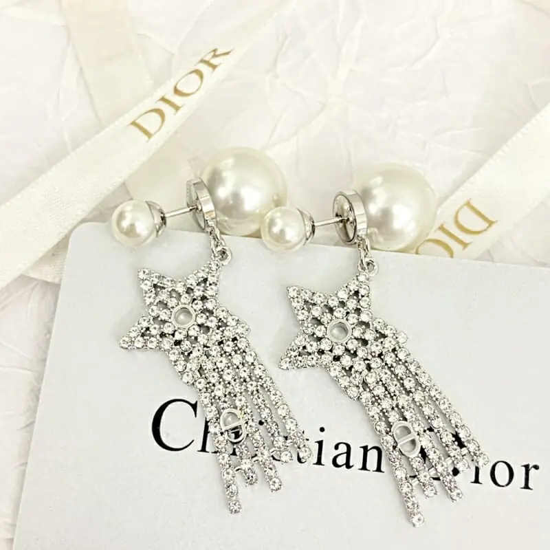 christian dior boucles doreilles pour femme s_12155312